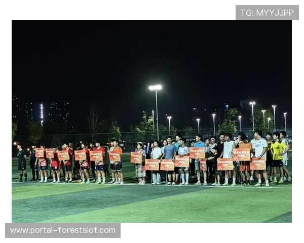 荆州全民健身跑举行，奥运冠军领跑激发热情